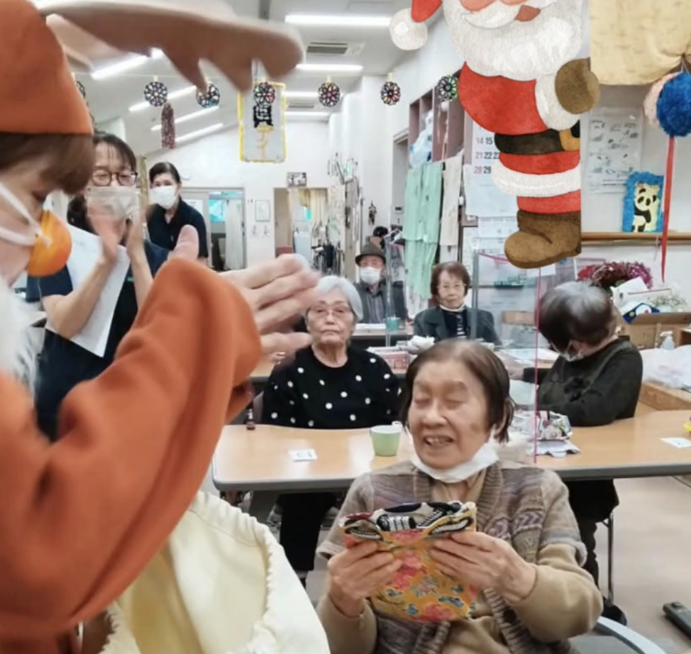 サンタクロースが デイサービス 2025